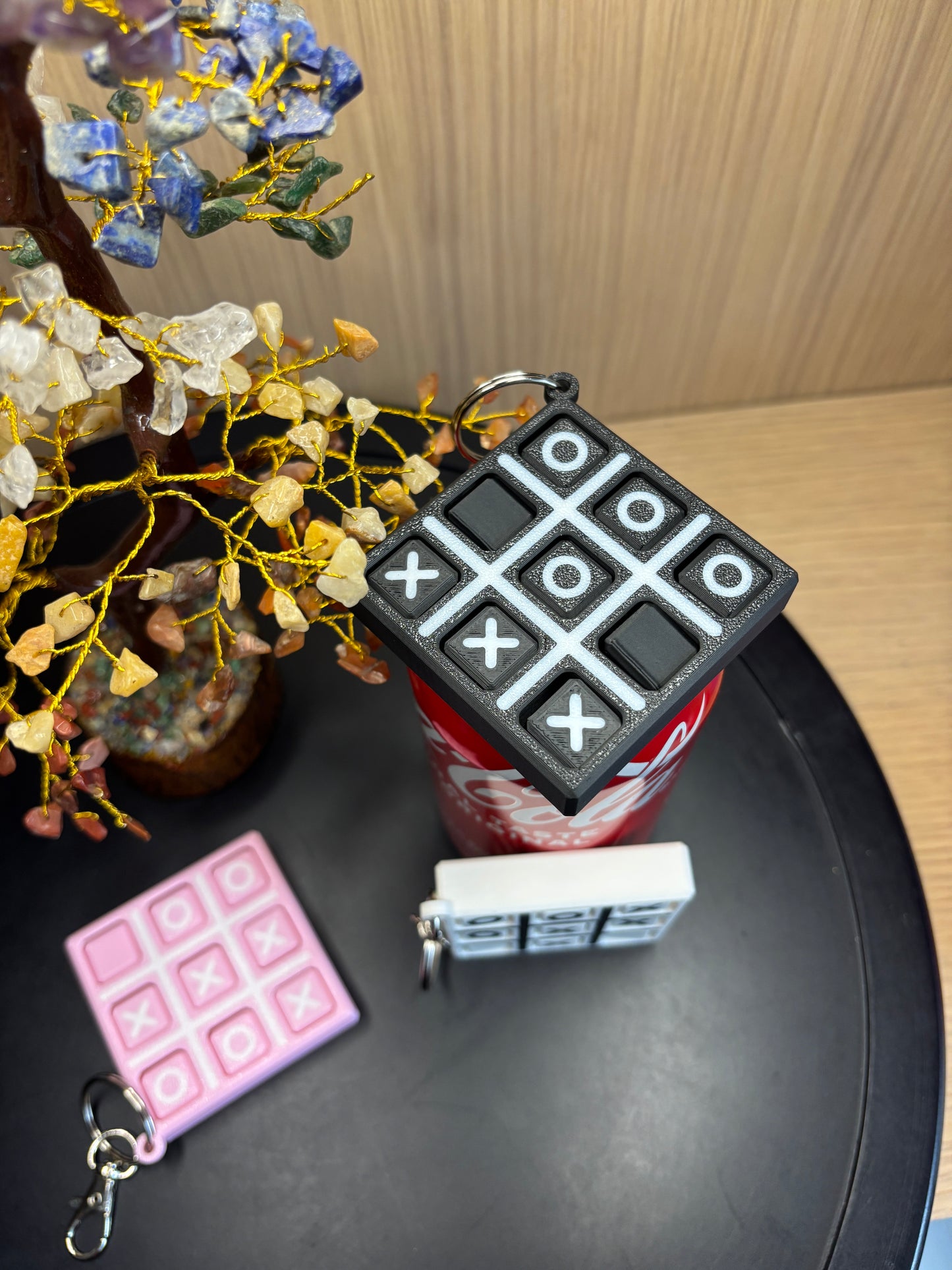 Tic Tac Toe Keychain - Fun on the Go